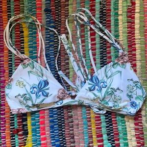 O’Neil bathing suit top